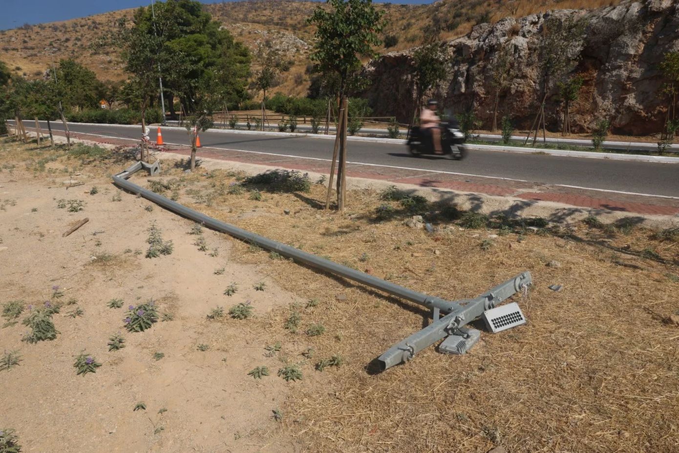Άνω Λιόσια: Νεκρή 17χρονη, στη ΜΕΘ η συνομήλικη φίλη της μετά από βραδινή βόλτα της παρέας