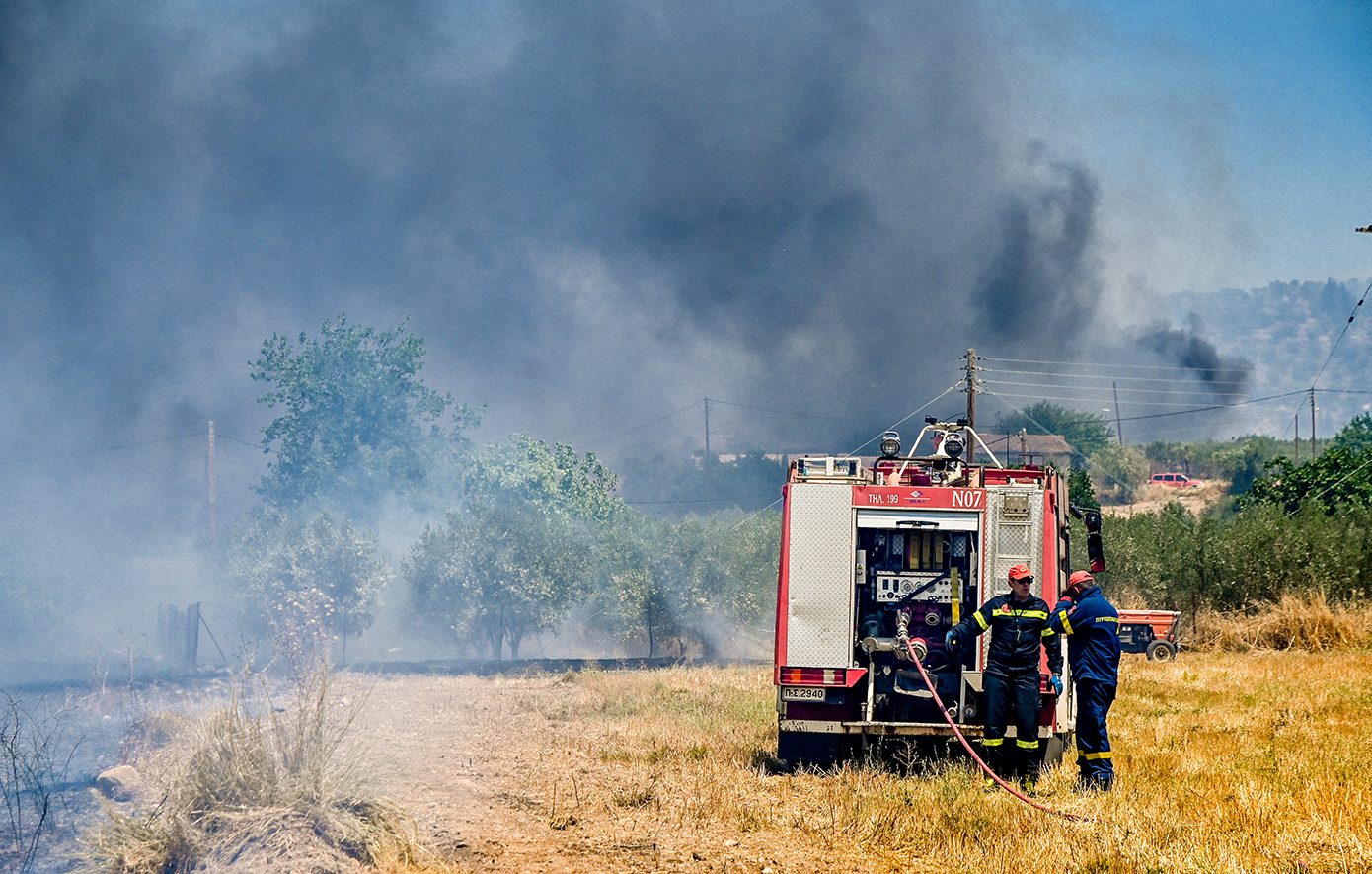 Συλλήψεις για φωτιές και παραβάσεις πυροπροστασίας: 4 συλλήψεις και 30 πυρκαγιές σε ένα 24ωρο