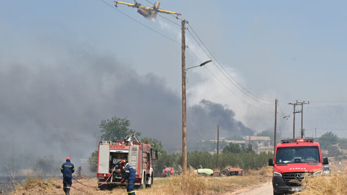 Πολύ υψηλός κίνδυνος πυρκαγιάς αύριο σε Αττική, Εύβοια και Χίο – Έκκληση της Πυροσβεστικής στους πολίτες