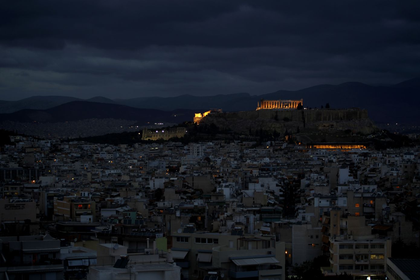 Ακίνητα στην Αθήνα: Οι τρεις γειτονιές που κερδίζουν αγοραστές και πού φτάνουν οι τιμές