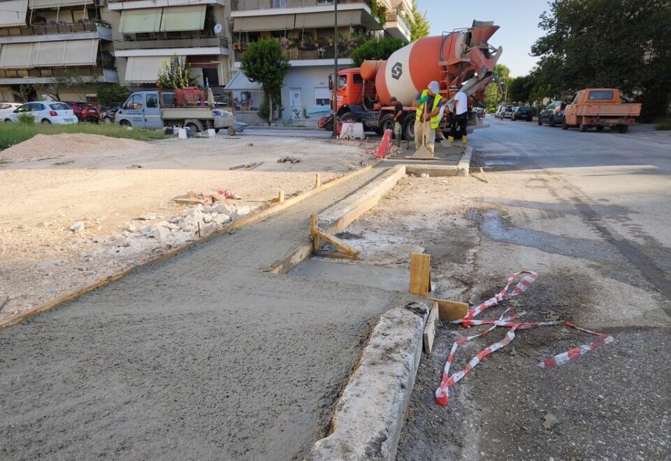 Περιφέρεια Αττικής: Παρεμβάσεις για πεζούς και συνεχείς καθαρισμοί από τον Δήμο Τρικκαίων