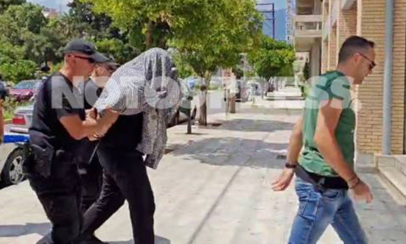 55χρονος δικάζεται για τη διατήρηση της σορού του πατέρα του σε καταψύκτη επί 2,5 χρόνια – Αντιμέτωπος με τέσσερις κατηγορίες