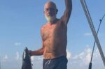 Σύζυγος Ισπανού που έπεσε από το σκάφος: «Μέχρι να βρεθεί, δεν θέλω να επιστρέψω»