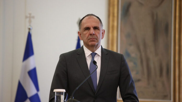 Γ. Γεραπετρίτης: Τηλεφωνική συνομιλία με τον υπουργό Εξωτερικών του Ιράν για τα Στενά του Ορμούζ