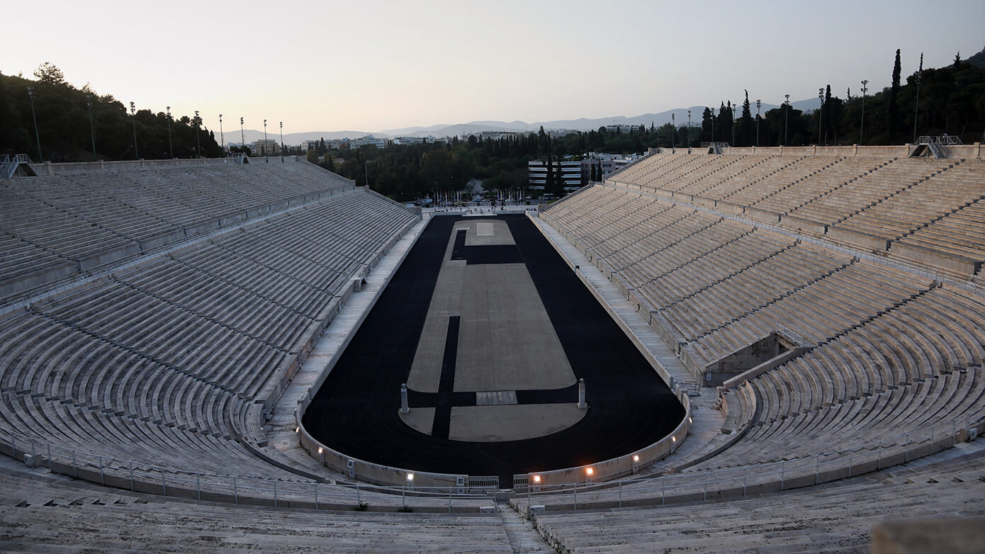 Παναθηναϊκό Στάδιο: Η Αθήνα καθαρίζει το μαρμάρινο στάδιό της μετά από 120 χρόνια