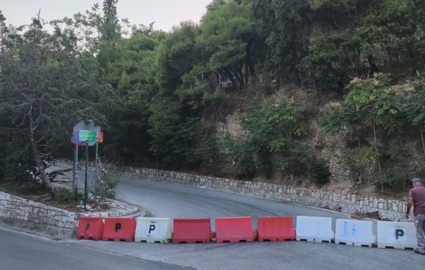 Αττική σε κόκκινο συναγερμό λόγω υψηλού κινδύνου πυρκαγιάς: Έκλεισαν Λυκαβηττός, Πεδίον του Άρεως και λόφοι