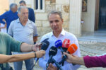 Κυριάκος Μητσοτάκης στα Χανιά για τη Θεία Λειτουργία του Δεκαπενταύγουστου: «Η σκέψη μας με αυτούς που δίνουν αγώνα απέναντι στις πυρκαγιές»