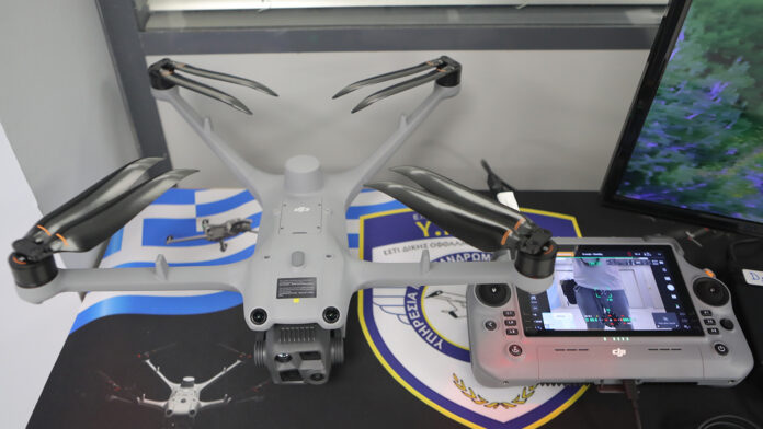 235 κάμερες, 10 drones και Τεχνητή Νοημοσύνη θα παρακολουθούν τους οδηγούς στους δρόμους