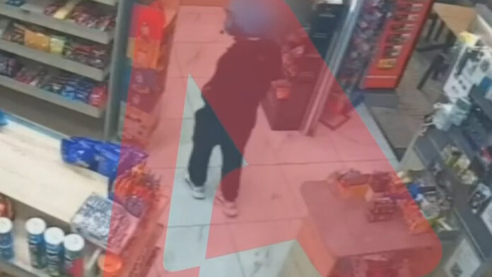 Αιγάλεω: Βίντεο ντοκουμέντο από τη στιγμή ληστείας σε κατάστημα