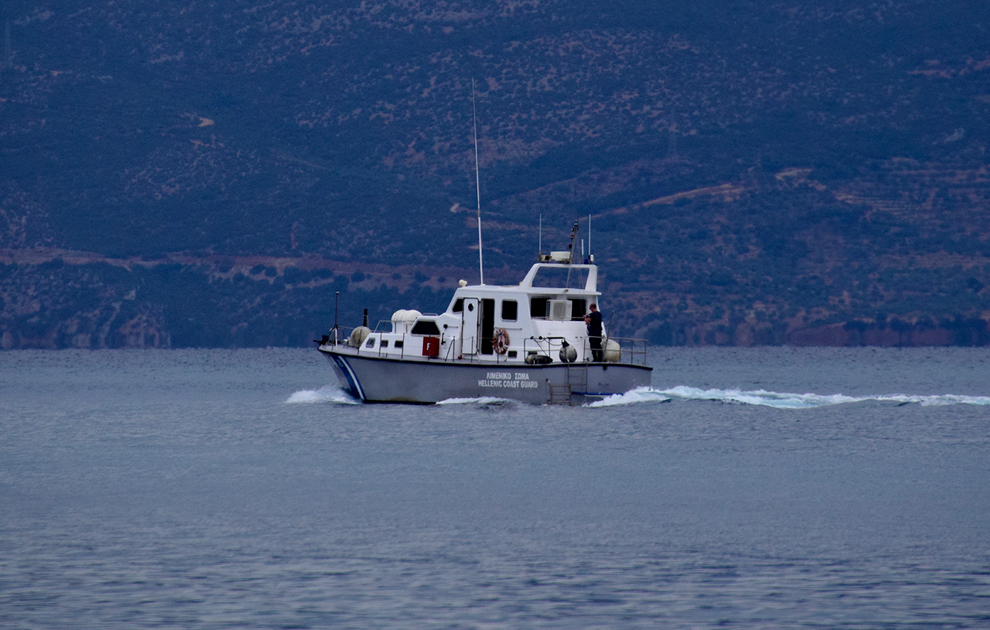 Προσάραξη ιστιοφόρου στη Μεθώνη και εισροή υδάτων στο σκάφος