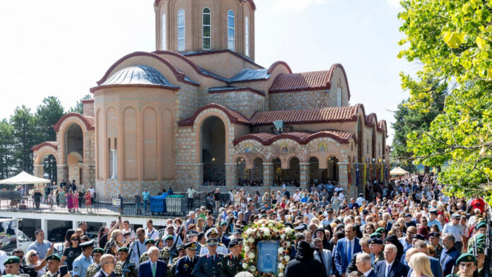 Δεκαπενταύγουστος στη Μακεδονία: Προσκυνήματα, έθιμα και παραδόσεις στην Παναγία Σουμελά με τον Πρόεδρο της Δημοκρατίας