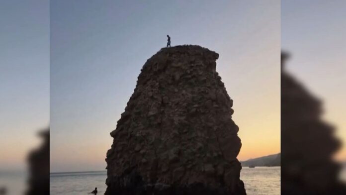 33χρονος τουρίστας στη Μήλο ανέβηκε σε βράχο και στήθηκε επιχείρηση για τον απεγκλωβισμό του