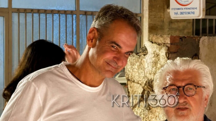 Κυριάκος Μητσοτάκης στα Χανιά – Βραδινή έξοδος με τη σύζυγό του Μαρέβα