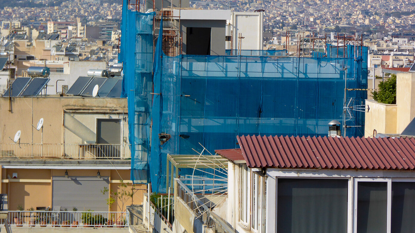 Ηλεκτροπληξίες και πυρκαγιές από ηλεκτρικές εγκαταστάσεις: Πώς να τις αποτρέψουμε