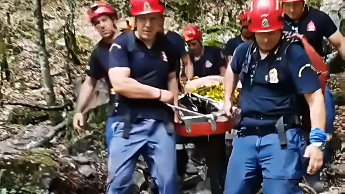 Επιχείρηση διάσωσης 50χρονης Λευκορωσίδας στον Όλυμπο που τραυματίστηκε – βίντεο