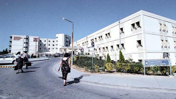 Ο Ολλανδός που τραυμάτισε αστυνομικό εκτός υπηρεσίας είχε σκάσει από την ψυχιατρική κλινική του ΠΑΓΝΗ