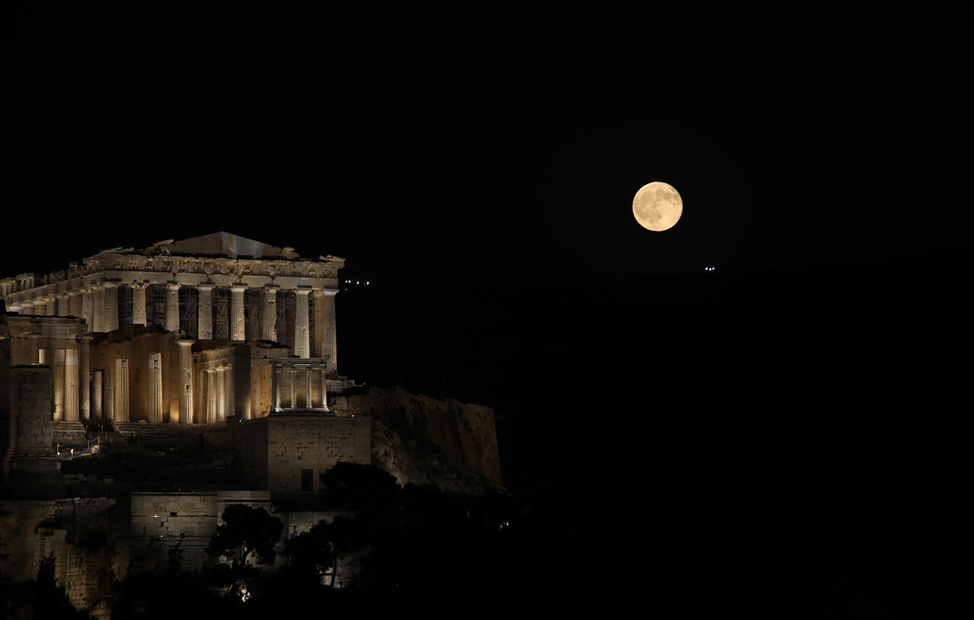 Πανσέληνος Αυγούστου: Φωτογραφίες από το Φεγγάρι του Οξύρρυγχου