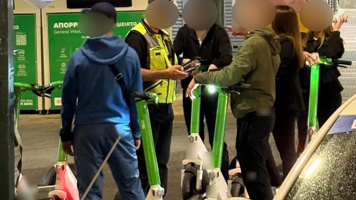Τροχαία: Μπαράζ ελέγχων για ηλεκτρικά πατίνια στην Αττική με 115 παραβάσεις και σύλληψη μεθυσμένου οδηγού