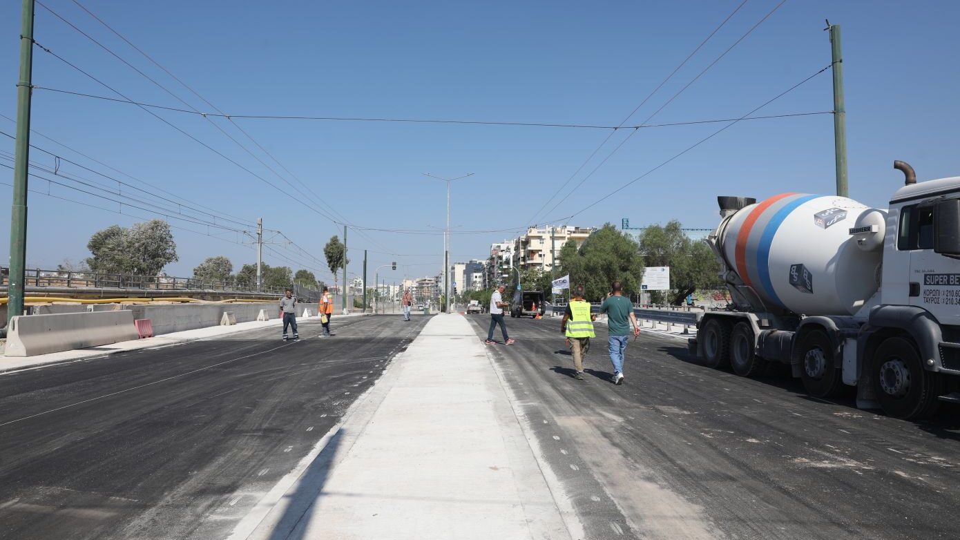 Η παλαιά Λεωφόρος Ποσειδώνος παραδίδεται στην κυκλοφορία