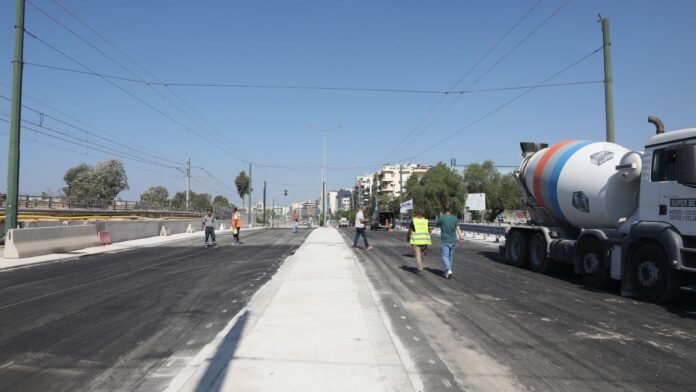 Η παλαιά Λεωφόρος Ποσειδώνος παραδίδεται στην κυκλοφορία