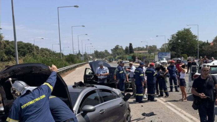 Καραμπόλα στην είσοδο της υποθαλάσσιας σήραγγας Ακτίου: Φορτηγό συγκρούστηκε με τρία αυτοκίνητα, τρεις οι τραυματίες