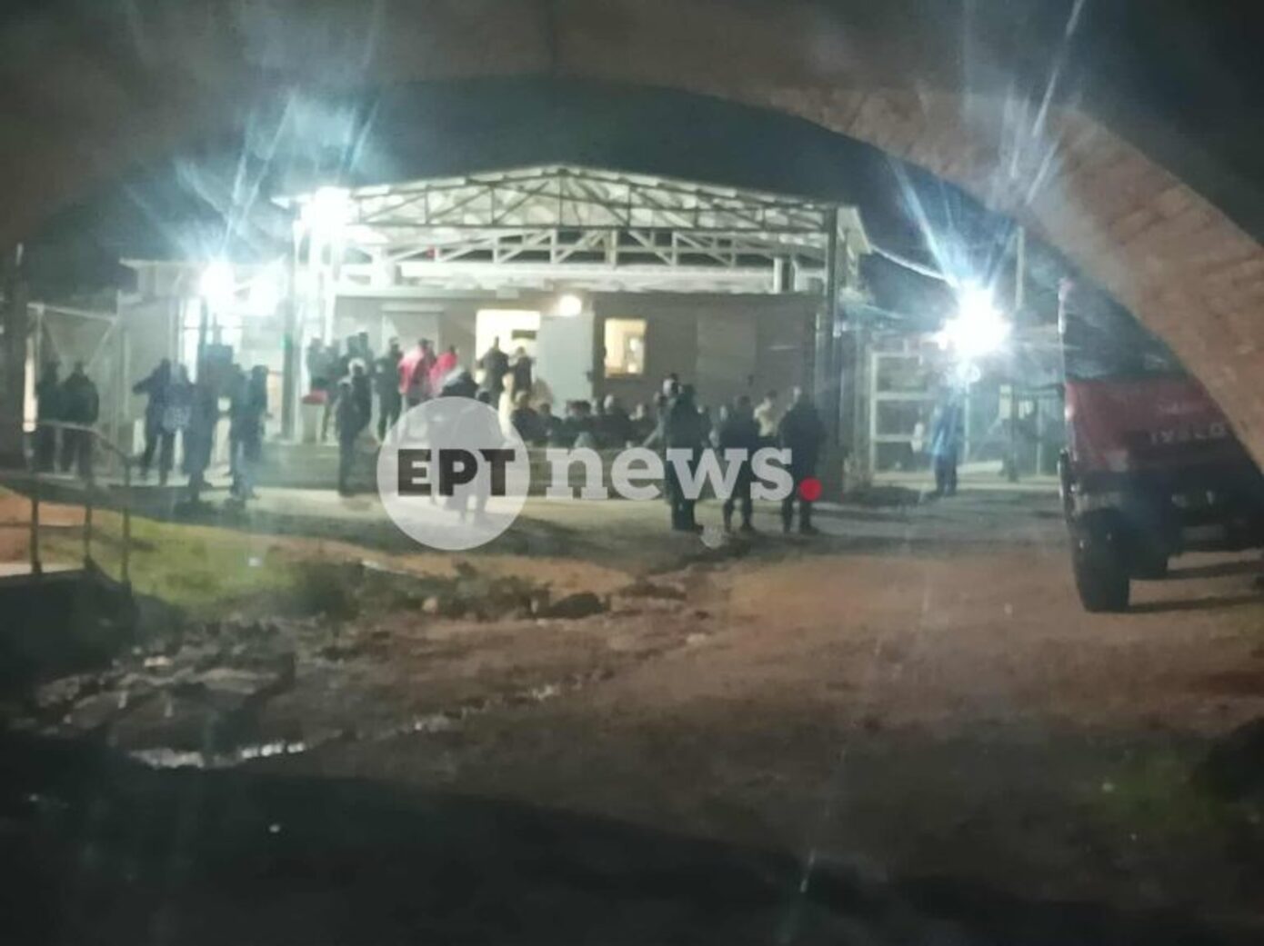 23 άτομα στο αυτόφωρο για τα επεισόδια στη δομή μεταναστών στο Κλειδί Σερρών – Το έσκασαν 15 κρατούμενοι
