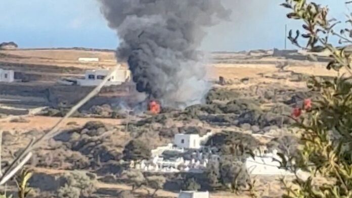 Συντριβή ελικοπτέρου στη Σίφνο με τρεις νεκρούς: Τι εξετάζουν οι Αρχές και το βίντεο ντοκουμέντο με τα μοιραία τελευταία δευτερόλεπτα