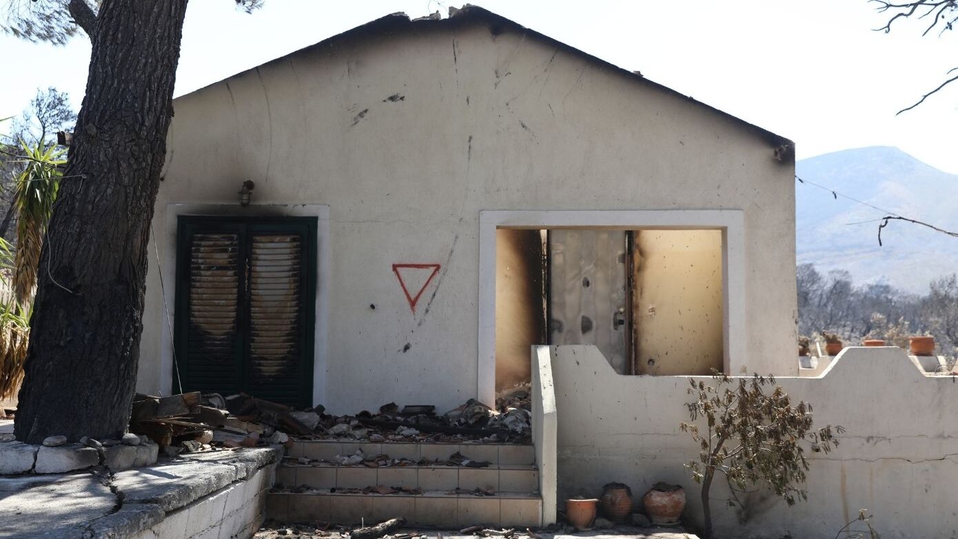 Φωτιές: 325 αυτοψίες σε κτήρια ολοκληρώθηκαν – 118 κρίθηκαν «κόκκινα»