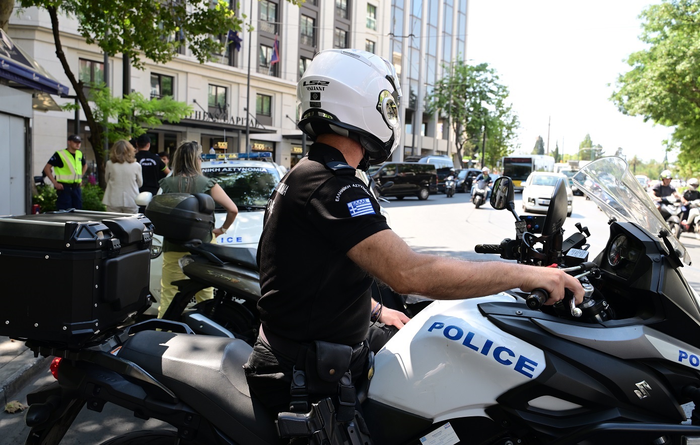 60 παραβάσεις διαπιστώθηκαν σε ελέγχους για τη χρήση προστατευτικού κράνους στη Θεσσαλονίκη