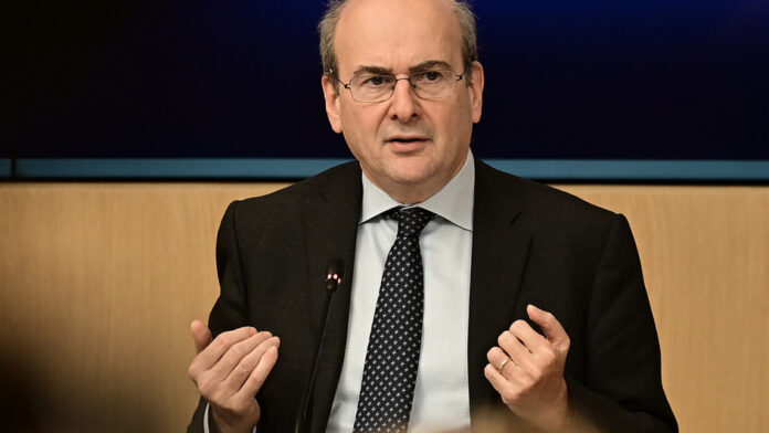 Κ. Χατδηδάκης: Άκυρες οι εγκύκλιοι που δεν έχουν δημοσιευτεί στις ιστοσελίδες των φορέων – Τι θα ισχύει από 1η Οκτωβρίου