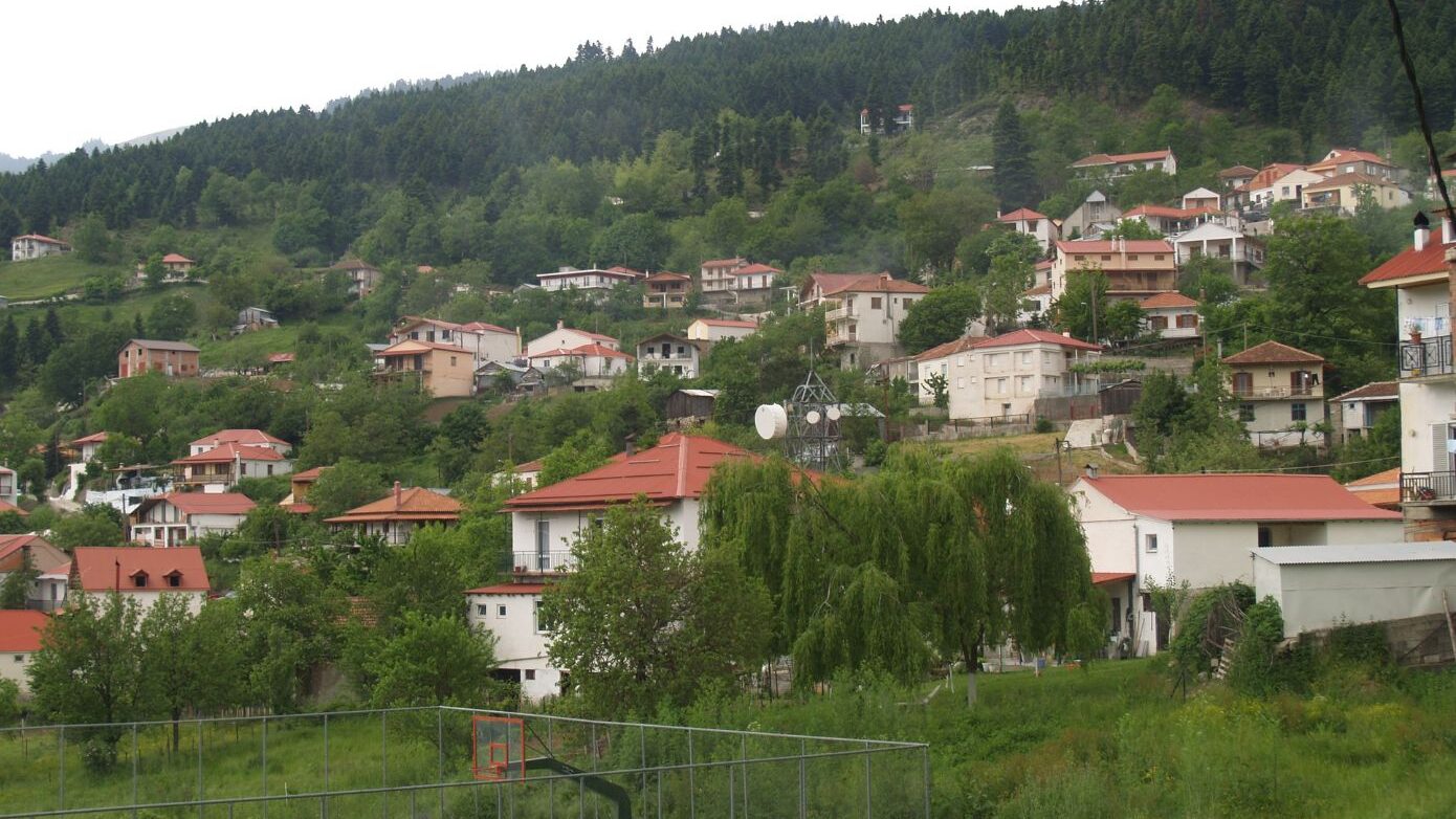Θεσσαλία: Το χωριό που πηγαίνει κόντρα στο δημογραφικό, οι νέοι αρνούνται να πάνε στις πόλεις και κάνουν 3-4 παιδιά