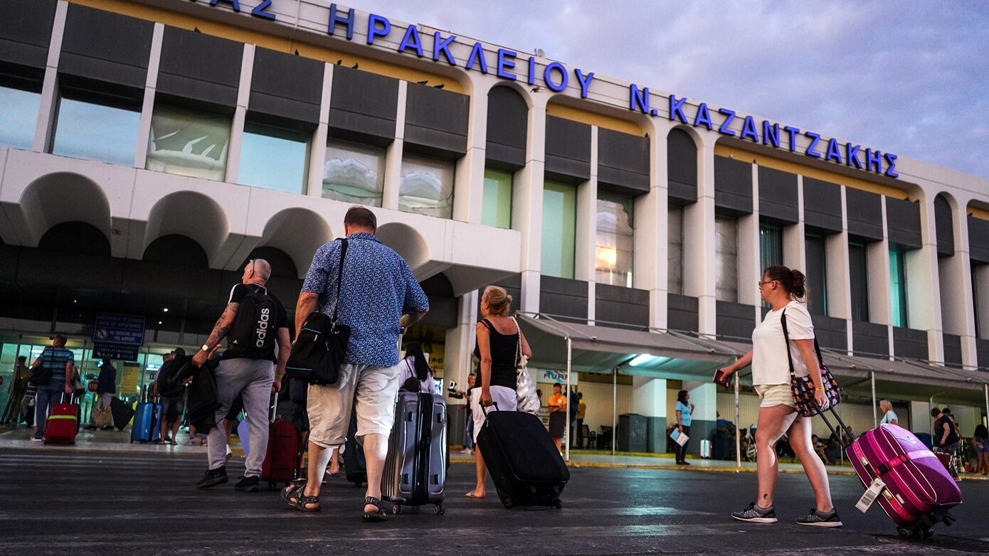 Αεροδρόμιο «Νίκος Καζαντζάκης» Ηρακλείου: Ρεκόρ από την πρώτη μέρα του Αυγούστου, πάνω από 10 εκατ. επιβάτες και φέτος