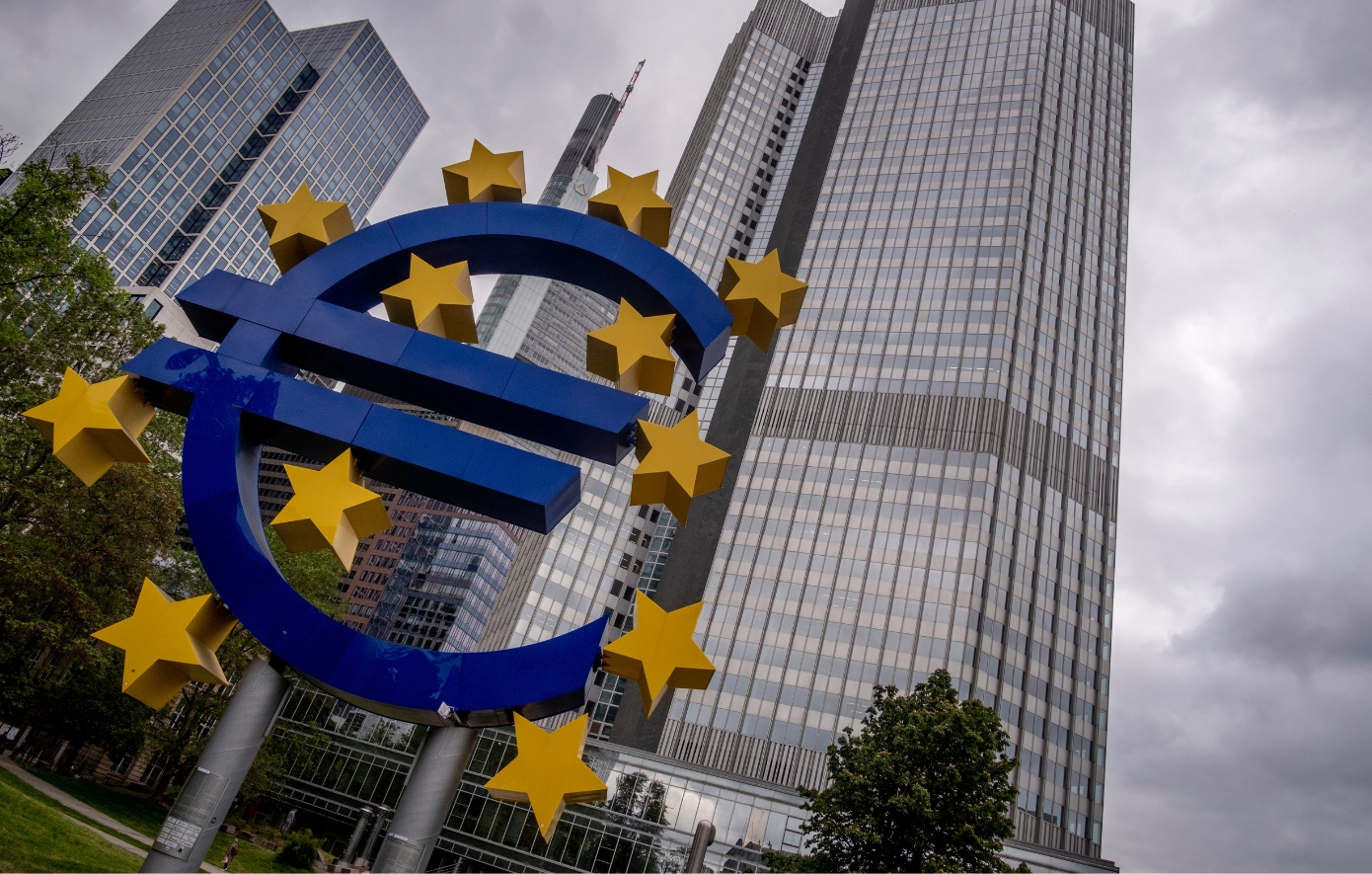 ΕΚΤ: Αυξημένοι κίνδυνοι και αβεβαιότητα με νέα αναθεωρημένα σενάρια για την Ευρώπη, λέει η Κριστίν Λαγκάρντ