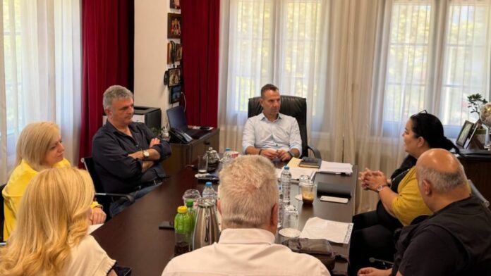 Καστοριά: Συνεργασία Δήμου και Επιμελητηρίου για την αντιμετώπιση της ενεργειακής φτώχειας