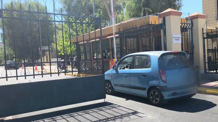 Νεκρή ηλικιωμένη στον Μαραθώνα: Το πόρισμα του ανθρωπολόγου για τον θάνατο – Στην Ευελπίδων κόρη και εγγονός