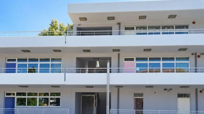 Ενεργειακή αναβάθμιση στο 1ο Δημοτικό Σχολείο Σπάτων με 507 χιλ. ευρώ