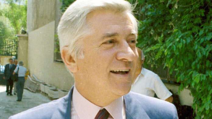 Παύλος Μπακογιάννης: Η ανάρτηση Μητσοτάκη για τα 37 χρόνια από τη δολοφονία του