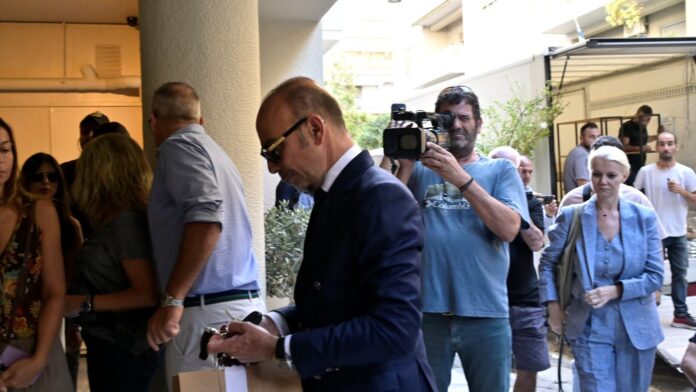 Γιατρός προφυλακισμένος για τον θάνατο του Γιώργου Μαζωνάκη: «Δεν τον γνώρισε ποτέ»