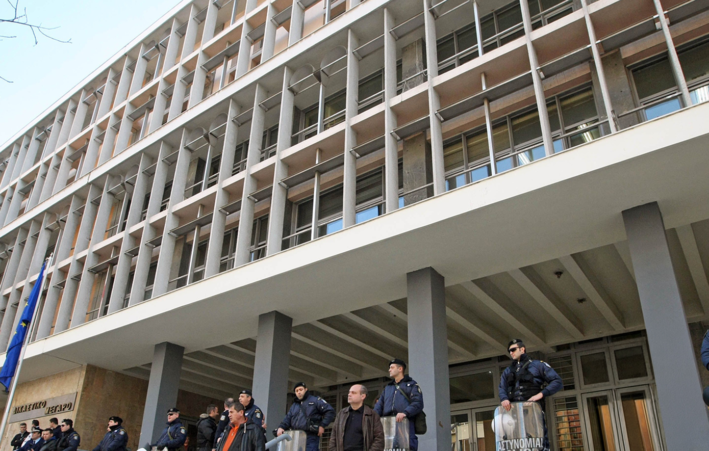 Θεσσαλονίκη: Προφυλακίστηκαν δύο φερόμενοι ως «εγκέφαλοι» εγκληματικής οργάνωσης για φορολογικές απάτες