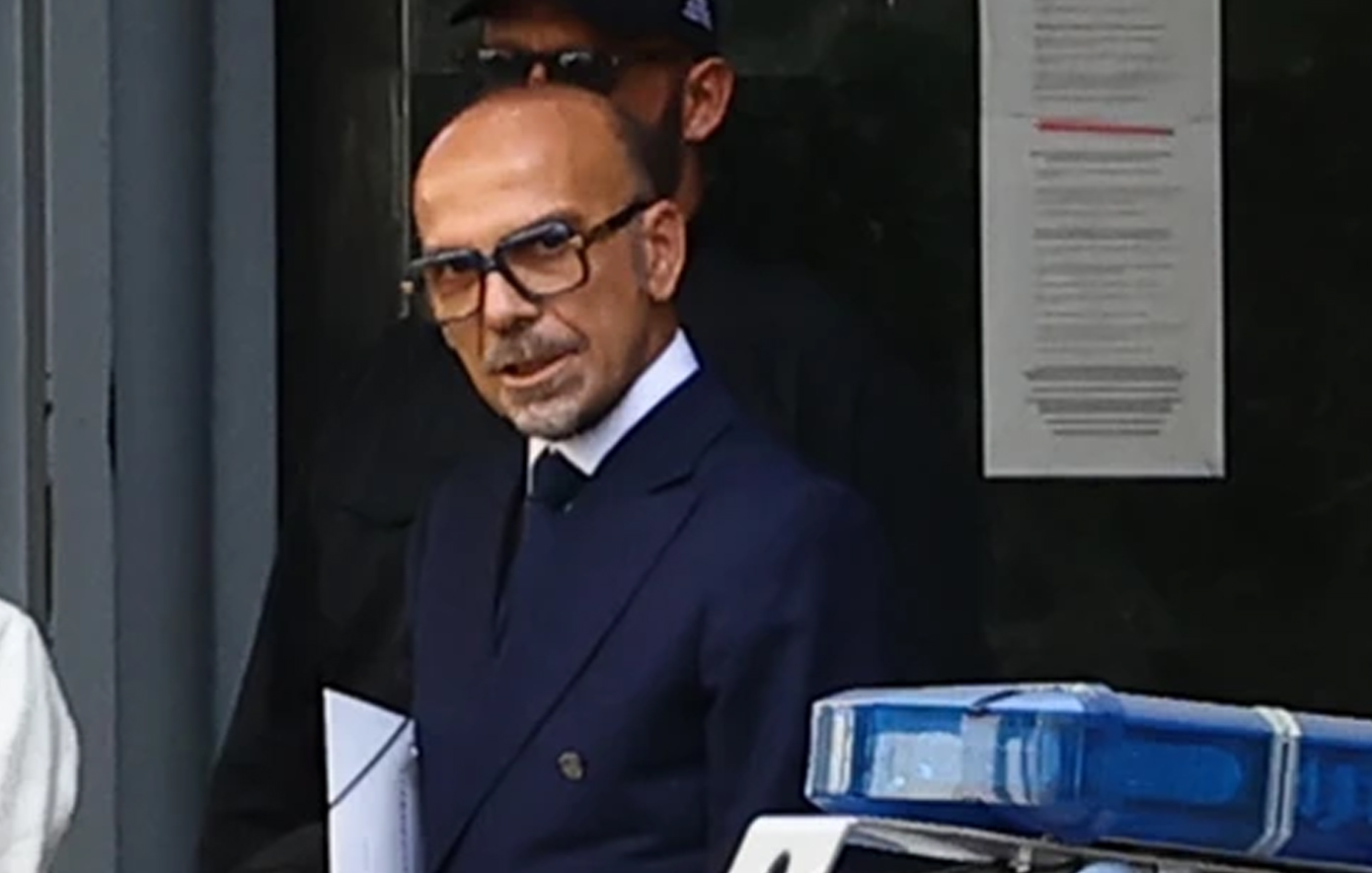 Γιατρός του Μαζωνάκη πρότεινε θεραπεία με σιδερένιους δονητές σε κουμπάρα εφοπλιστικής οικογένειας – Αποκαλυπτική μαρτυρία
