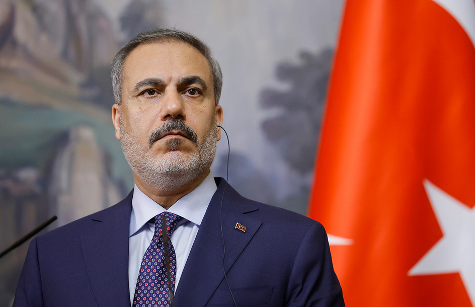 Χακάν Φιντάν: «Απειλή για την Τουρκία η στρατιωτικοποίηση των ελληνικών νησιών»