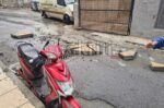 Ηράκλειο: Κατέρρευσε τμήμα μπαλκονιού 4ου ορόφου πάνω σε μηχανάκι – Δείτε βίντεο