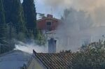 Κέρκυρα: Εγκαύματα για τον ιδιοκτήτη ισόγειας μονοκατοικίας μετά την πυρκαγιά – Μεταφέρθηκε στο νοσοκομείο