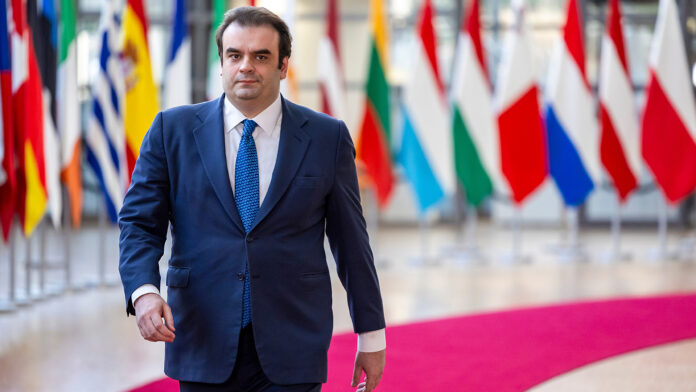 Financial Times: Η Ελλάδα συμβουλεύει τη Γερμανία σε ιδιαίτερη στιγμή