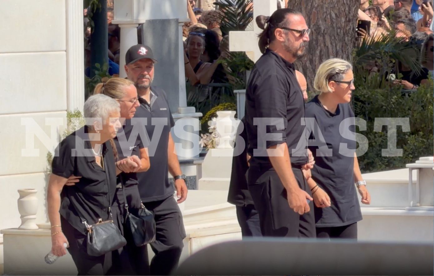 Η αδελφή του Γιώργου Μαζωνάκη μιλά για πρώτη φορά μετά τον θάνατο του αδελφού της: Να κρατήσουν τη μνήμη του ζωντανή για πάντα