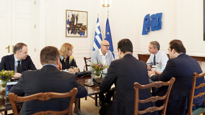 Κυριάκος Μητσοτάκης: Συνάντηση με τον διευθύνοντα σύμβουλο του Ομίλου Telekom, Tim Höttges