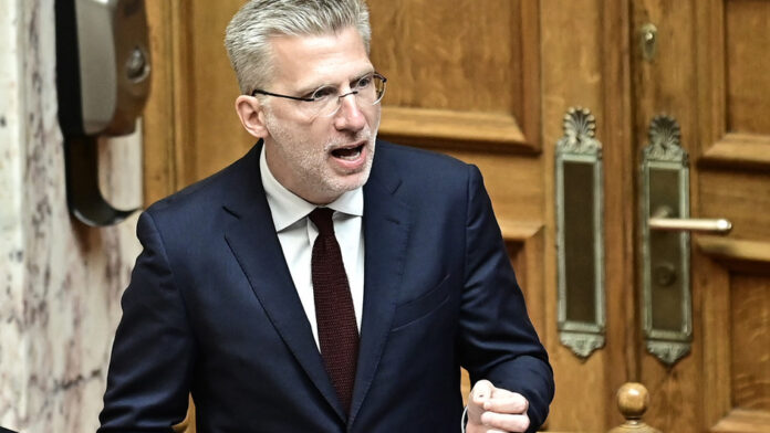 Άκης Σκέρτσος για το οικονομικό πρόγραμμα του Αλέξη Τσίπρα: «Δεν έμαθε τίποτα, δεν ξέχασε τίποτα»