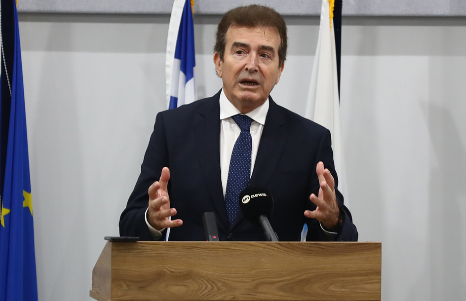 Χρυσοχοΐδης: Οι οργανωμένες τηλεφωνικές απάτες σε βάρος ηλικιωμένων αντιμετωπίζονται ως κακούργημα