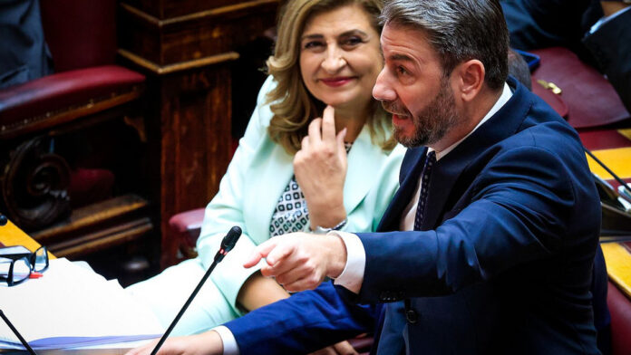 Ανδρουλάκης σε Μητσοτάκη στη Βουλή: Επενδύετε στον φόβο και όχι στην ελπίδα – Δεν θα σας περάσει