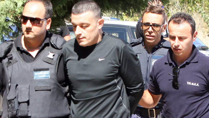 Αλκέτ Ριζάι: Μπαράζ ερευνών και μπλόκο στα σημεία διαφυγής, στο πόδι αστυνομικοί από όλη την Ελλάδα